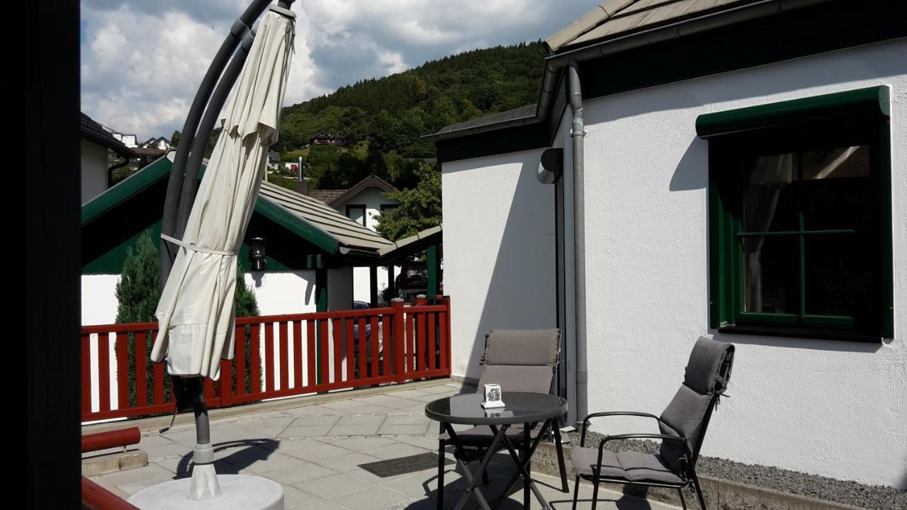 Vivanatura Eifelferienhaus Einruhr Eksteriør billede